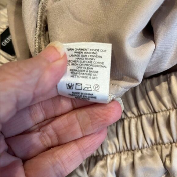 Generation Love Satin Shorts Champagne Cream Elastic Waist HEM Repair Medium - Picture 6 of 11